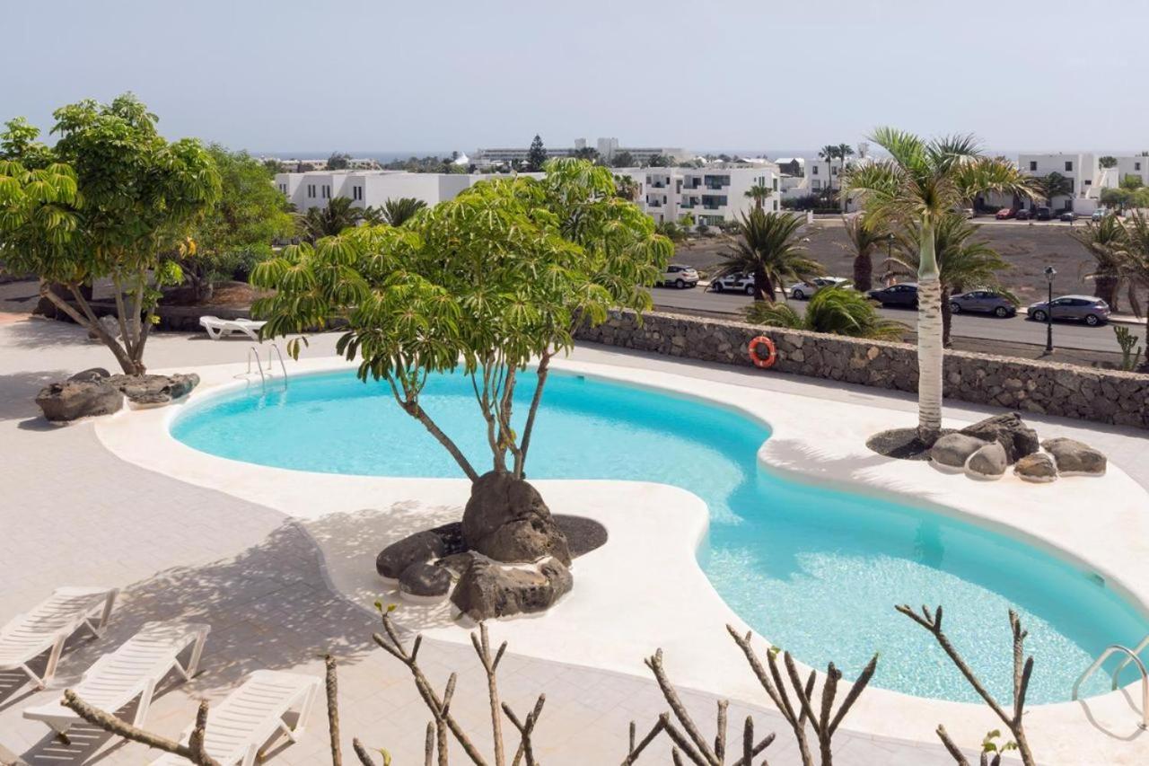 Apartamento Om Con Piscina Y Vistas Al Mar Apartment Коста Тегисе Екстериор снимка